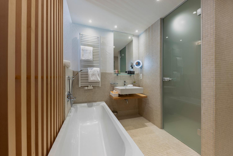 Bathroom 3, m3Hotel, Landeck