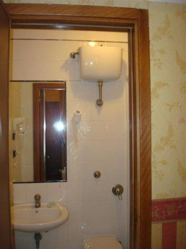 Bathroom 4, Hotel Demetra Capitolina, Rome