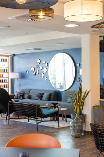 Public Area 3, Hampton by Hilton Tours Centre, Indre-et-Loire