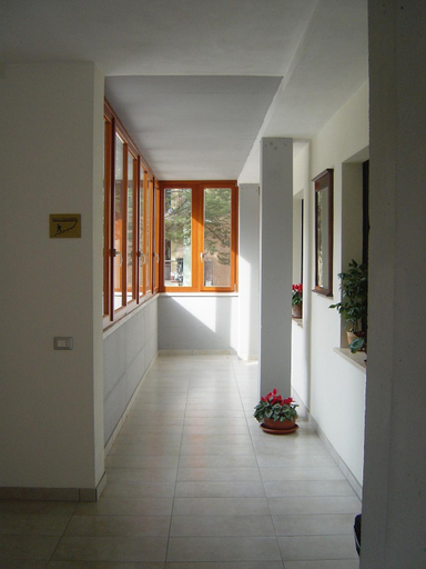 Others 2, Hotel Domus, Chieti