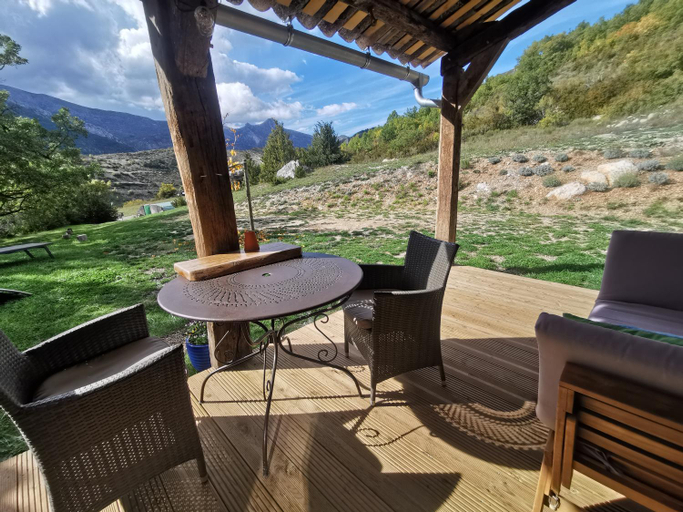Others 4, La Peyregoune, logement en pleine nature et table d'hotes, Alpes-de-Haute-Provence