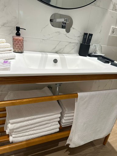 Bathroom 4, Apartamentos Turísticos La Plaza, Cádiz
