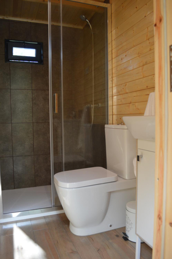 Bathroom, Bamboo Guest House, Águeda