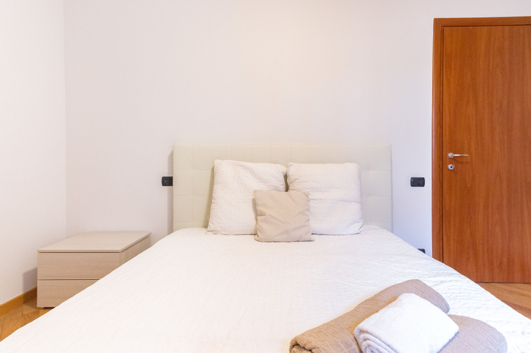 Bedroom 4, Alessia's Flat - Zanica, Bergamo