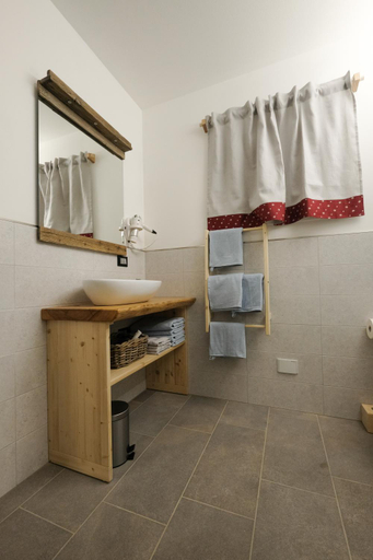 Bathroom 2, B&B Le Ciorciole, Trento