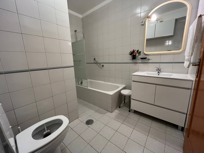 Bathroom 3, Vila do Conde Beach Apartment, Vila do Conde