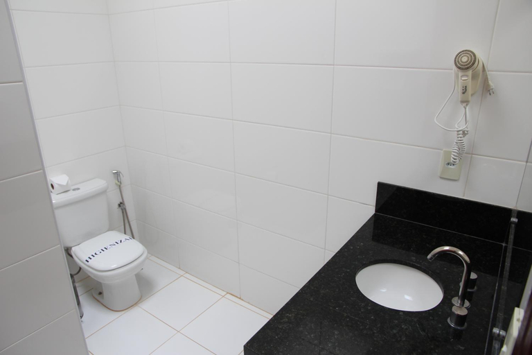 Bathroom 4, Vale do Sol Pousada Hotel, São José do Rio Pardo