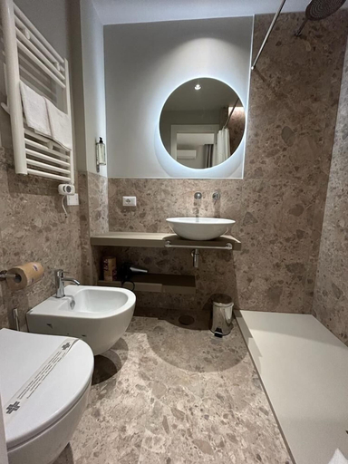 Bathroom 3, Hotel Porta Pia, Rome