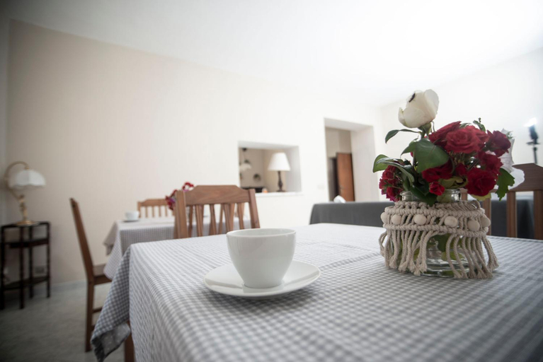 Others 4, I Quattro Grappoli, Cuneo