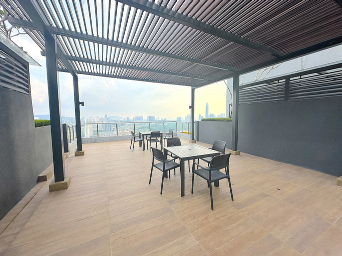 Exterior & Views 26