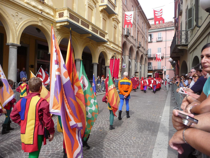 Others 4, Casa del Roseto, Asti