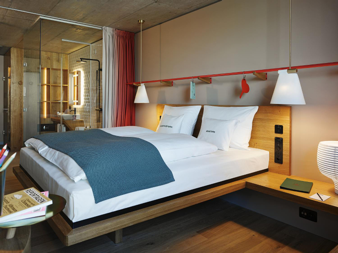 Bedroom 16
