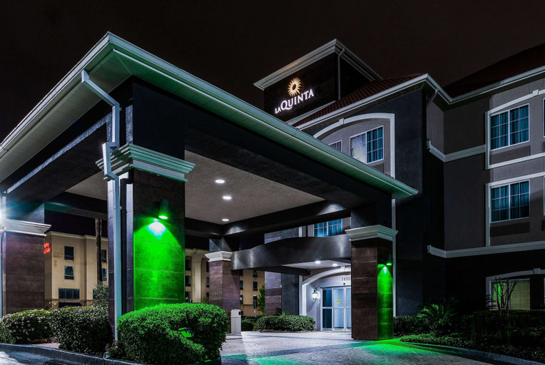 Exterior & Views 2, La Quinta Inn & Suites Tomball, Houston
