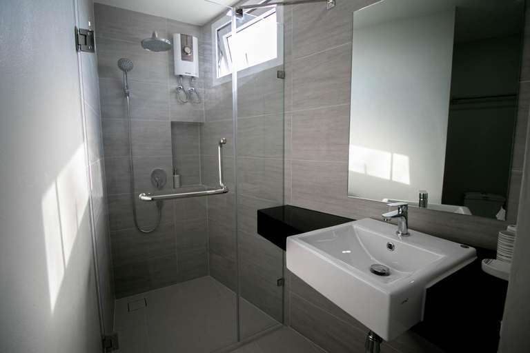 Bathroom 4, Mantra Beach Condominium Suite - Mae Phim, Klaeng