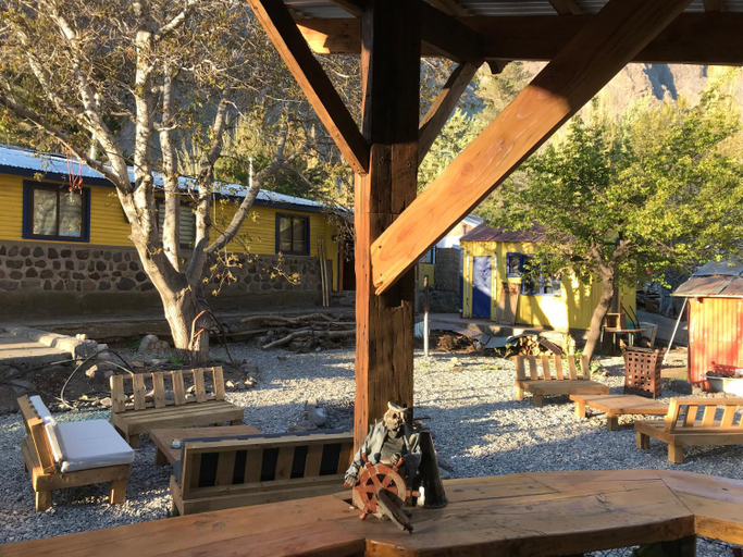 Food & Drinks 2, Hostal Piolet en Banos Morales, Cordillera