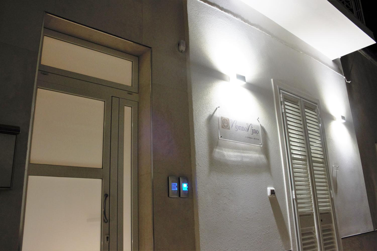 Others 5, Bed Nonnonino, Lecce