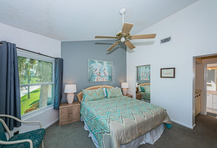 Bedroom 2, Vista Verde N Golf Course Villa on the 12th Green, Pinellas