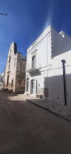 Others 2, B&B La Maddalena, Bari