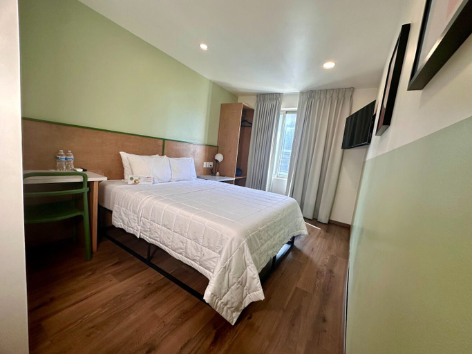 Bedroom 2, INTJ Hotel, Tijuana