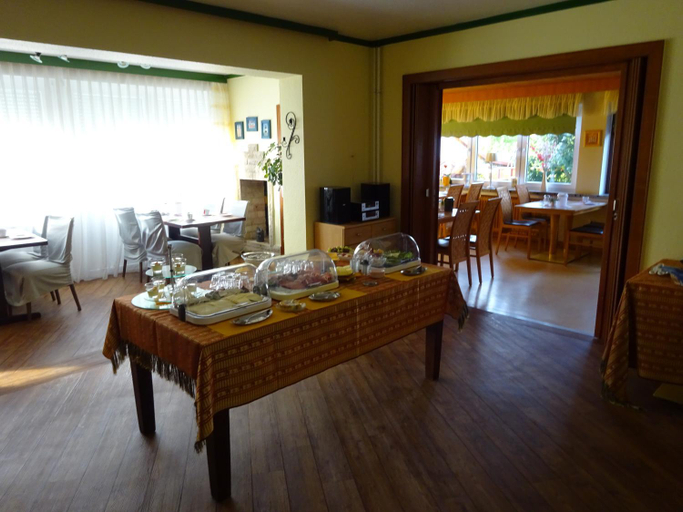 Food & Drinks 4, Miramar, Ostholstein