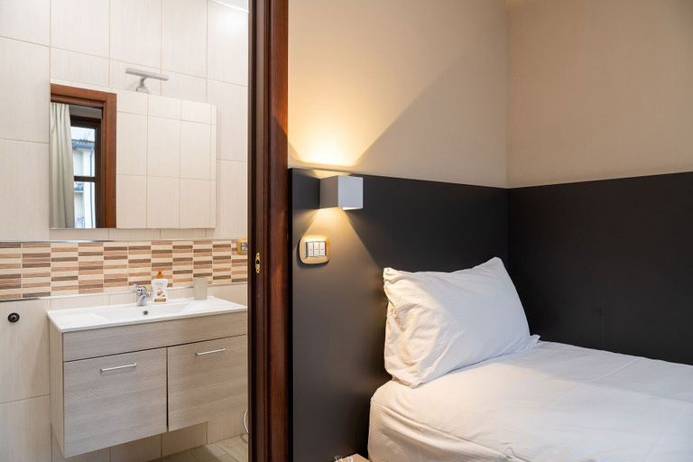 Bedroom 3, Torino Station Relais, Torino