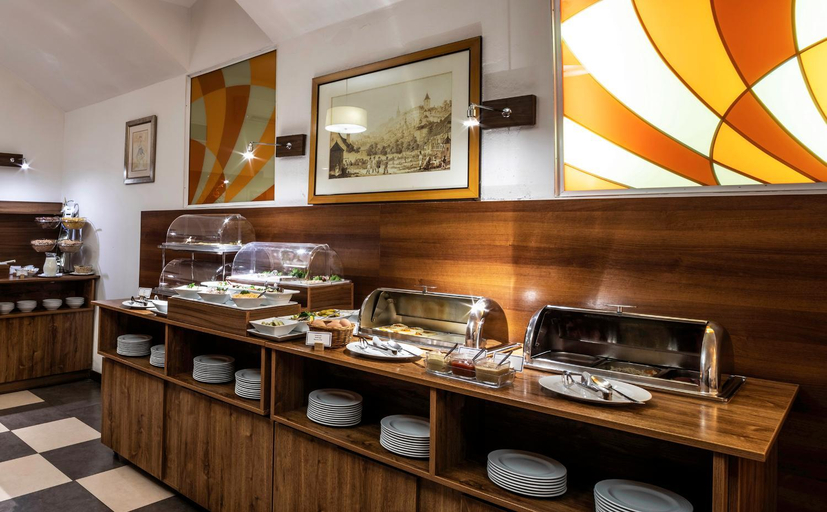 Food & Drinks 5, EA Hotel Down Town, Praha 1