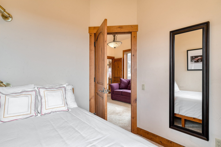 Bedroom 2, Topaz Estate by Avantstay Luxe Home, Pool + View, Summit