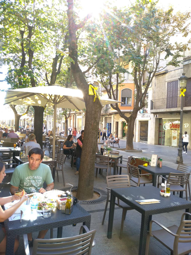 Food & Drinks, Onyar apartments Rambla de la llibertat 27, Girona