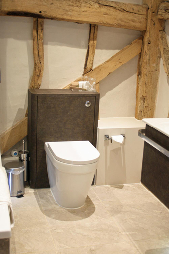 Bathroom 3, The Red Cow, Cambridgeshire