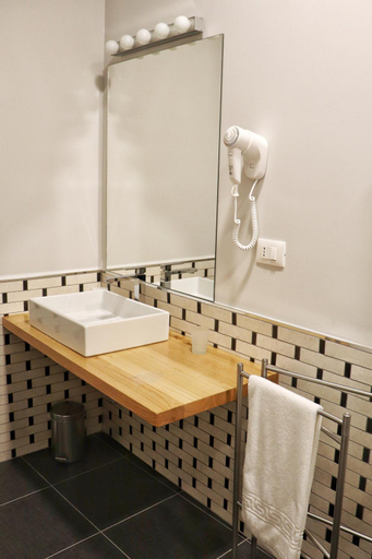 Bathroom 5