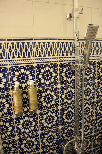 Bathroom 4, Riad Meftaha, Rabat