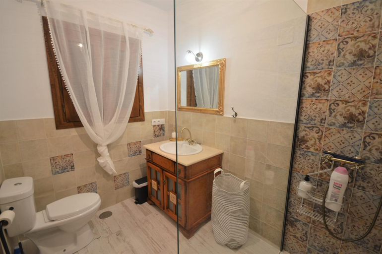 Bathroom, Casa Molina, Málaga