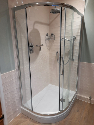 Bathroom 3, Cotswold Cottage Bed & Breakfast, Wiltshire