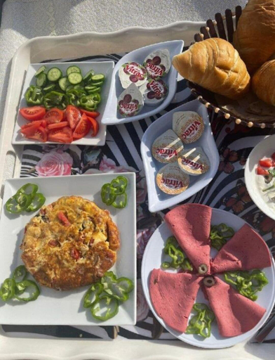 Food & Drinks 4, Eagles pyramids view - Foriigners only, Al-Ahram
