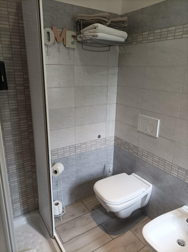 Others 5, B&B Perbaccobar, Brescia