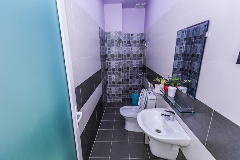 Bathroom 2, Selena Dalat Homestay, Đà Lạt