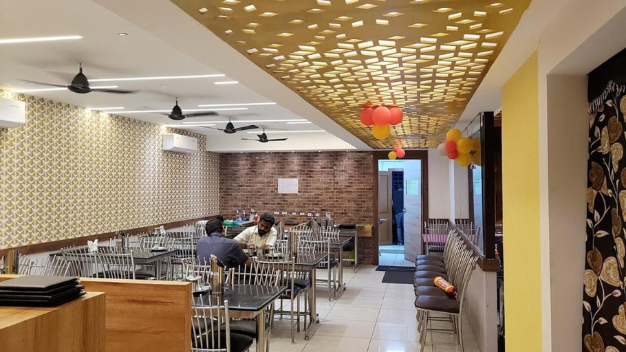 Food & Drinks 5, Sri Aadhish Grand, Pudukkottai