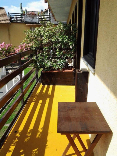 5, Fattoria del pino, Novara