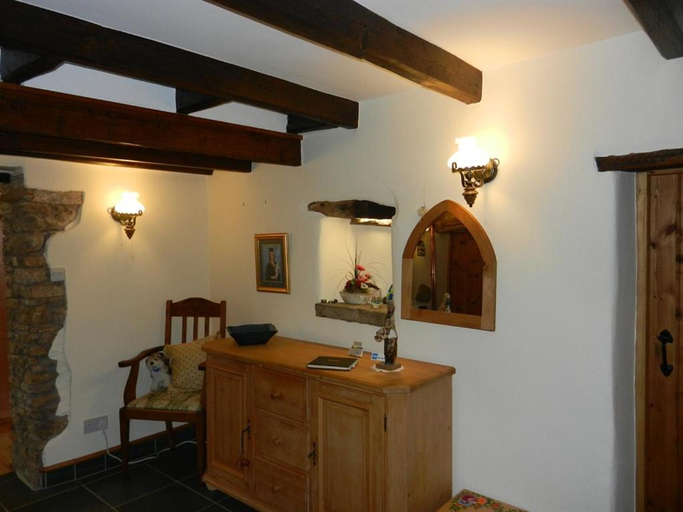 Public Area 2, Armidale Cottages Bed & Breakfast, Cumbria