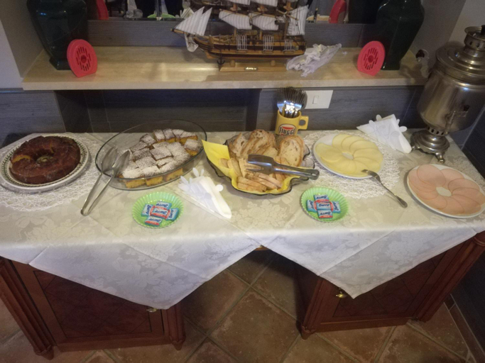 Food & Drinks 3, Casa per Ferie Metamorphosi, Frosinone