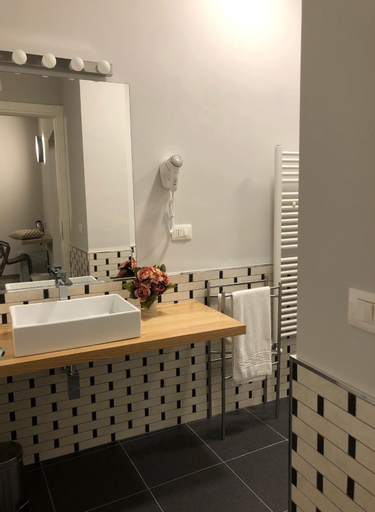 Bathroom 3