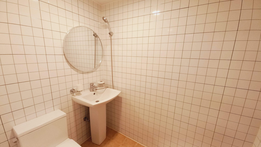 Bathroom 4, G Yongsan Inn, Yongsan