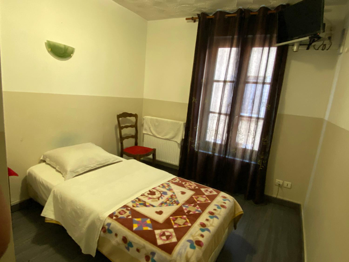 Bedroom 4, Hotel Normandy, Eure-et-Loir