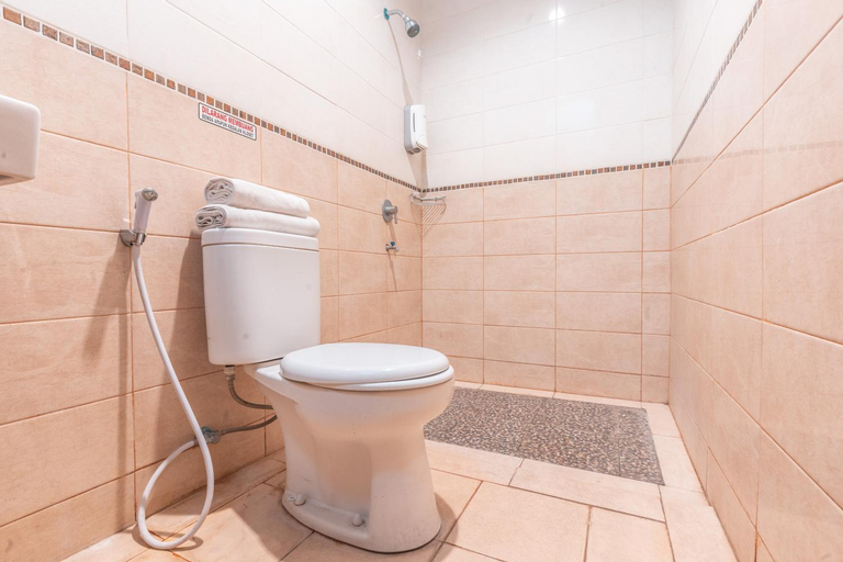 Bathroom 8