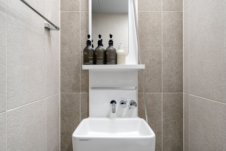 Bathroom 5, Urban Stay Busan City Hall, Yeonje