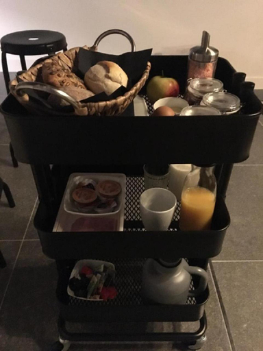 Others 2, "In de Kloosterhof" Gratis prive parkeren, Assen