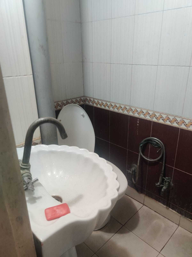 Bathroom 2, Hotel Abhishek Residency By The Arrow, Delhi