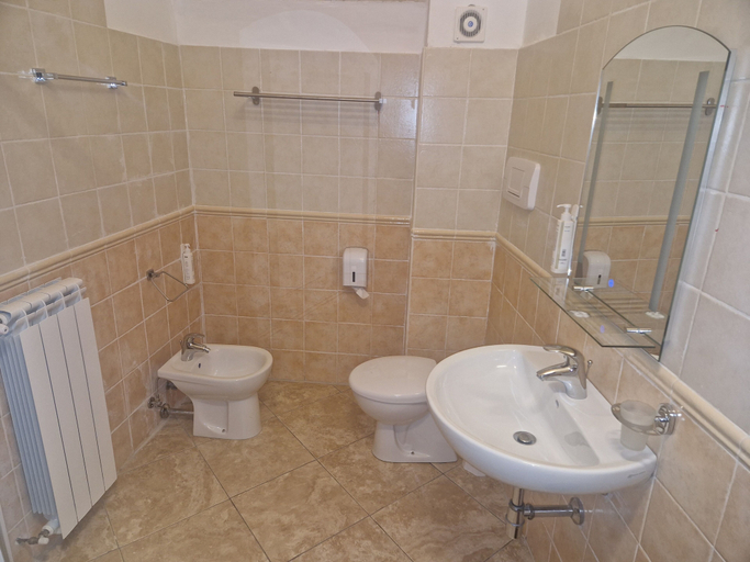 Bathroom 5, Hotel Relais Scaffe, Chieti