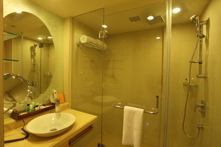 Bathroom 4, Comfort Inn Legacy, Rajkot