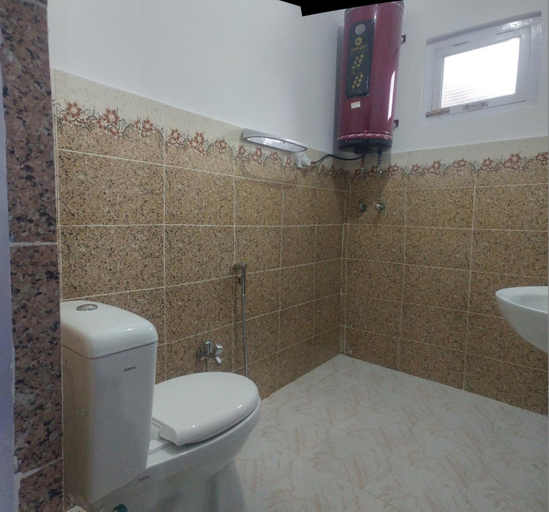 Bathroom 3, Mountain Lodge Hotel, Northern Areas